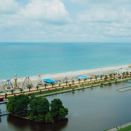 Nuage - 1St Line Sea View Apartments 바투미 외부 사진